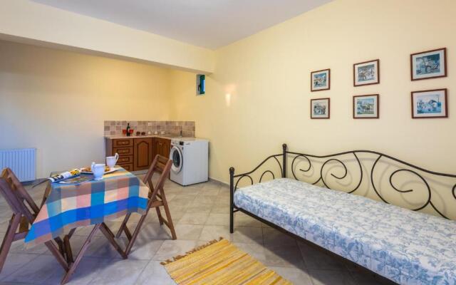 Anemos Villa in Salakos
