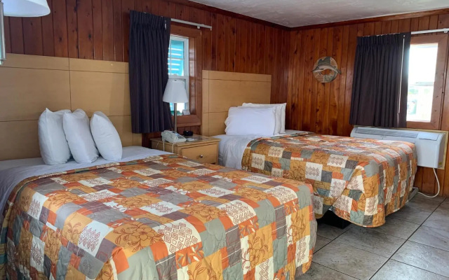 Seahorse Inn and Cottages