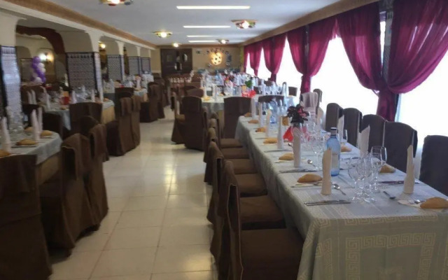 Hotel Restaurante Montserrat