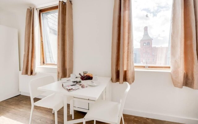 Beautiful studio with city views, in Liverpool!