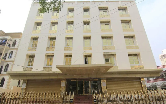 Hotel Galaxy Grand