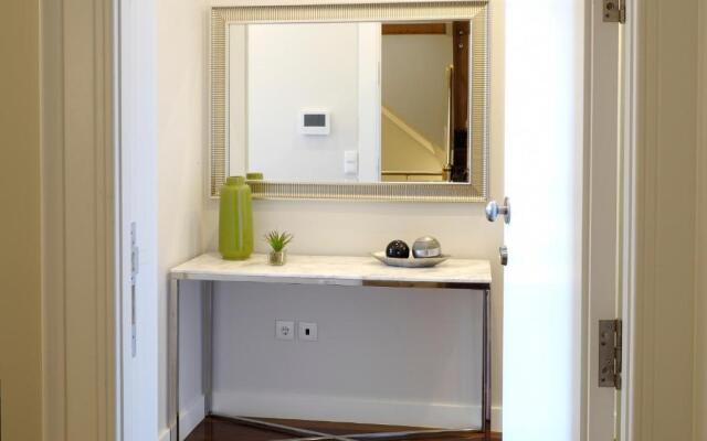 Cool Terrace Apartment