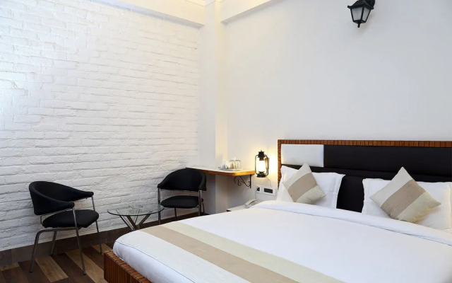 FabHotel Huda Sushant Lok