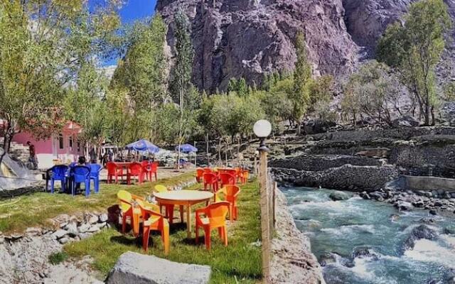 Wazeer One Hotel & Guest House Shigar