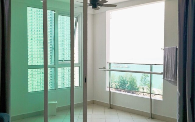 Mansion One Service Suite