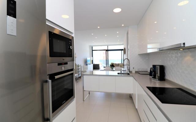 Sunset Drive 1-46 Poniente Beach