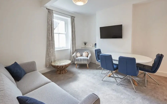 Host Stay Apartment 2 High Street