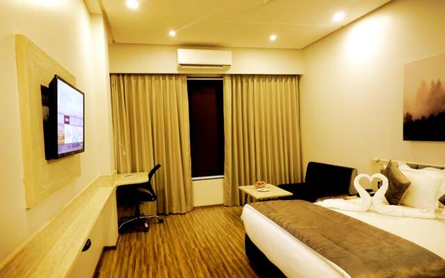 Kyriad Hotel Nashik by OTHPL