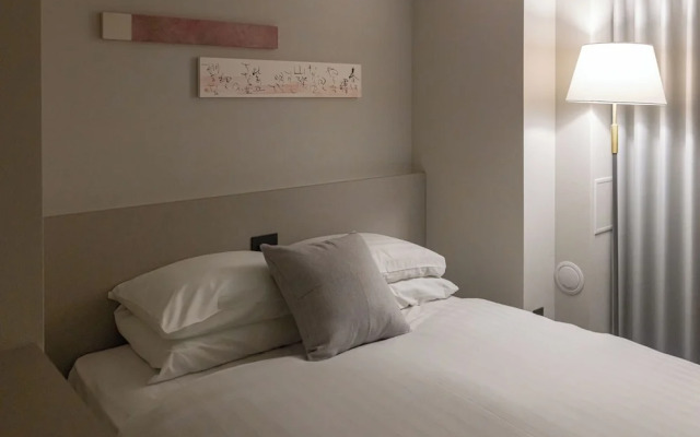 CREST TENMA - Self Check-In Only