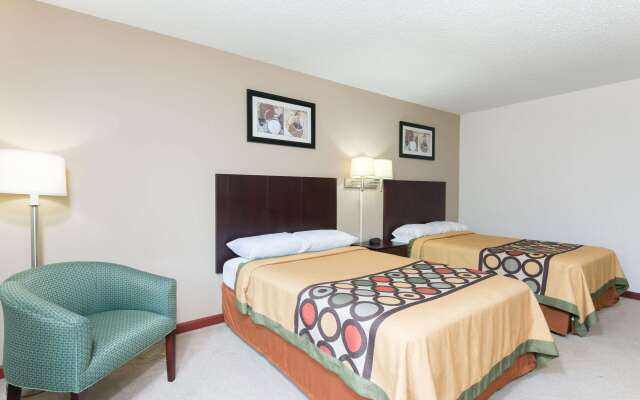 Super 8 by Wyndham Beaver Falls