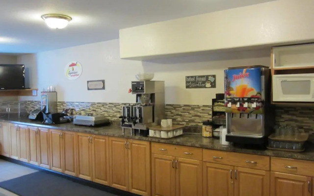 Super 8 Dawson Creek