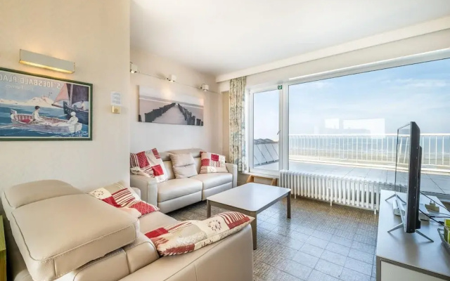 Penthouse in Seafront With Stunning Sea View