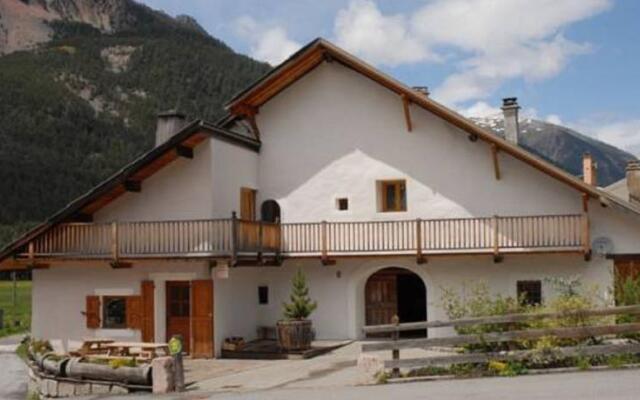 La Maison Claree