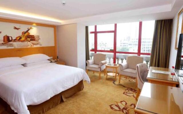 Vienna Hotel Zhongshan West District
