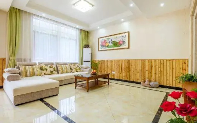 Linxi Xiaozhu Hostel