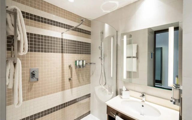 Hampton by Hilton Dubai Airport