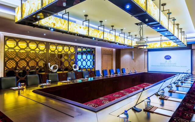 Grand Mercure Qingdao Qinglong