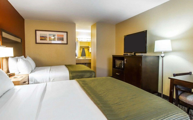 Quality Inn Holbrook near Petrified Forest