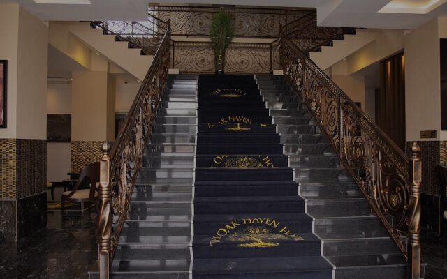 Oak Havens  Hotel