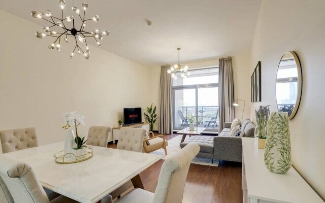 Stunning Apartment Next to Damac Metro Station!