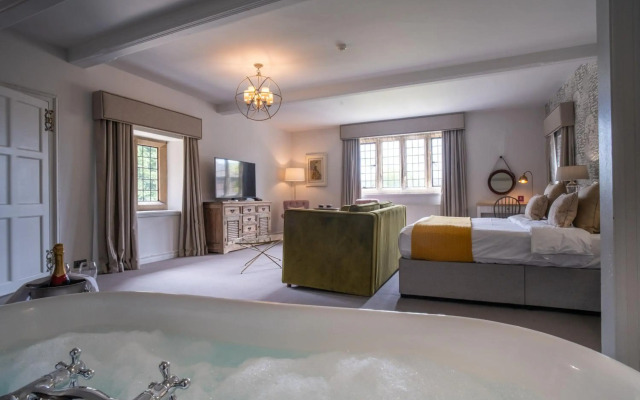 Stonehouse Court Hotel