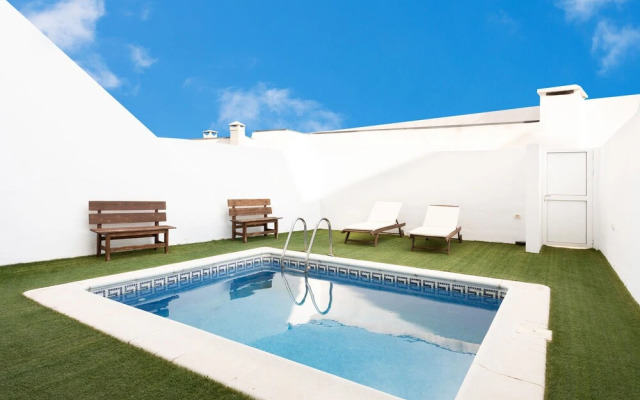 HomeLike Spectacular Luxury Triplex Tabaiba Private Pool
