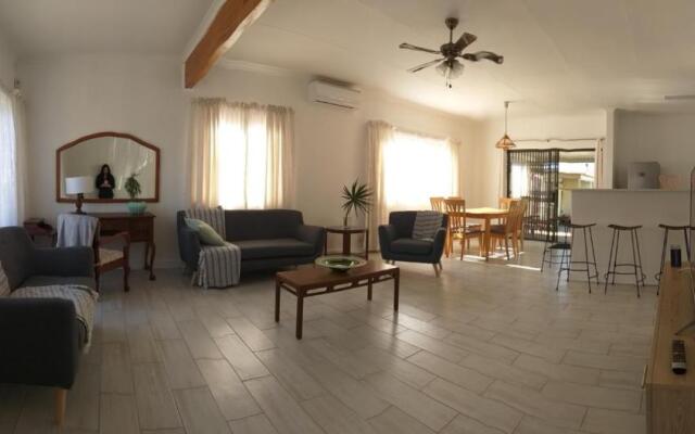 Danville Forest Guest House & Apartments