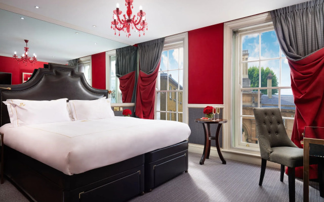 The Rubens at the Palace