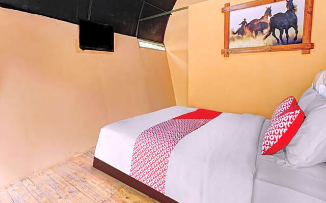 OYO 90474 Caravan Camp