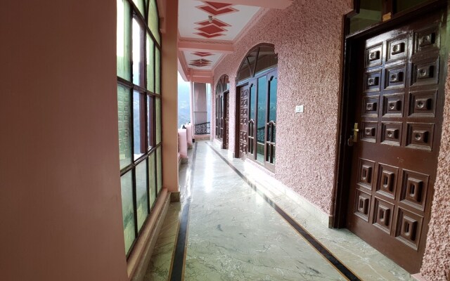 Oyo 30576 Satyam Regency
