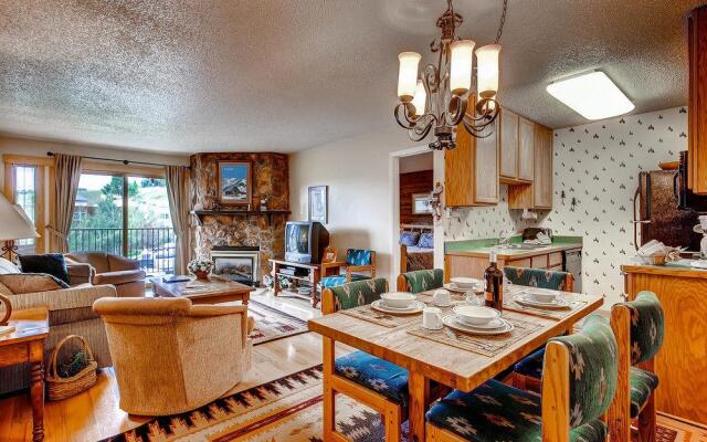 Ski Inn Condominiums