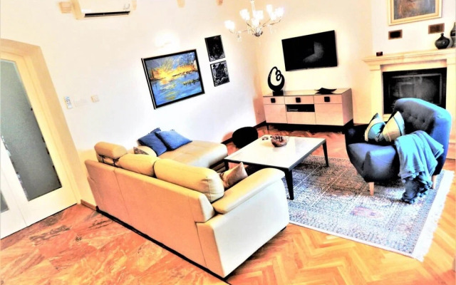 Villa Umag in Umag With 5 Bedrooms and 5 Bathrooms