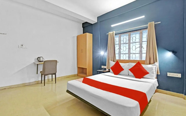 OYO 82317 Amaris Stay Hub