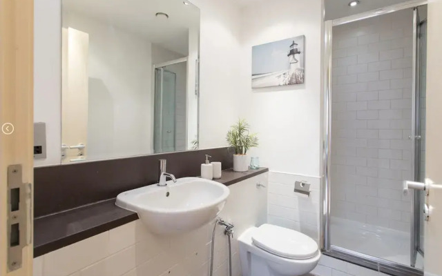Oxford Street Apartment