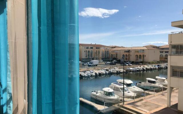 Appartement Sète, 2 Pièces, 4 Personnes - Fr-1-338-82