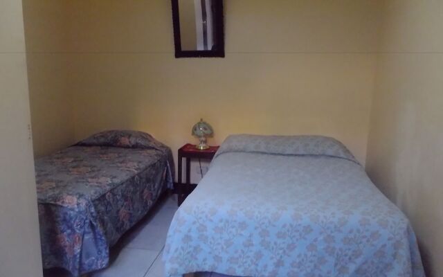 Hostal San Pancho - Hostel