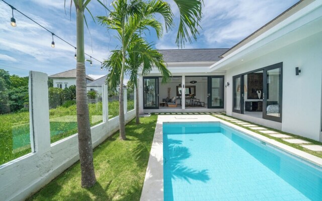 Villa Isyan - 3BR Villa in Canggu
