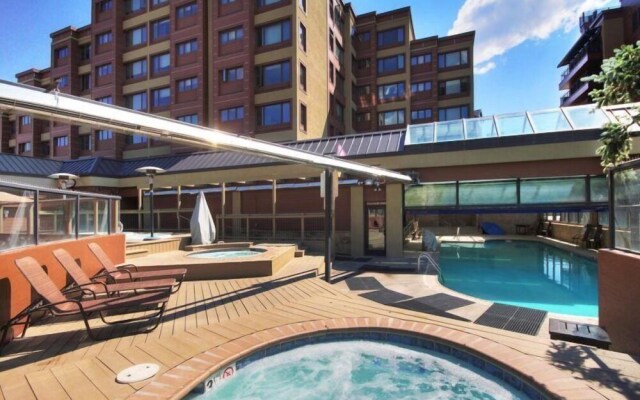 4 Bedroom Ski in, Ski out Mountain Vacation Rental Located Next to Historic Main Street in Downtown Breckenridge