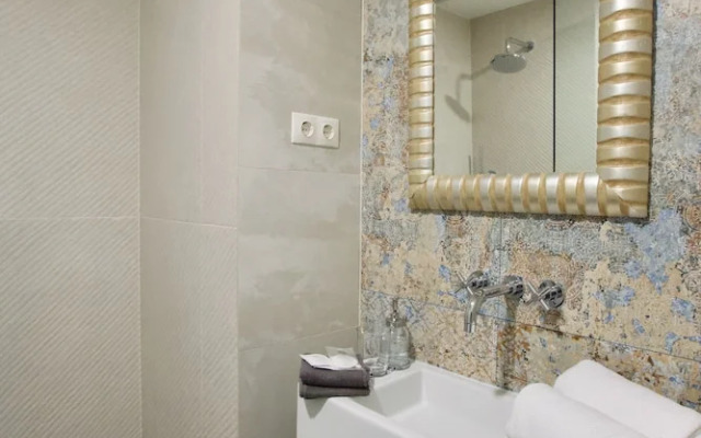 Luxury Apartment by Hi5 - OktÃ³ber 6 Street