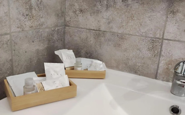 Santa Barbara Apartment