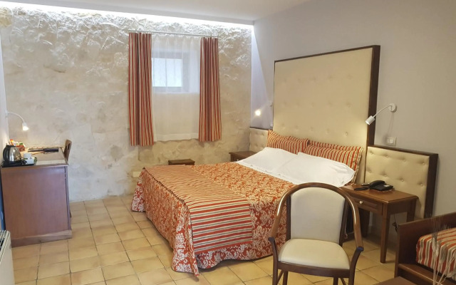 Artemisia Resort