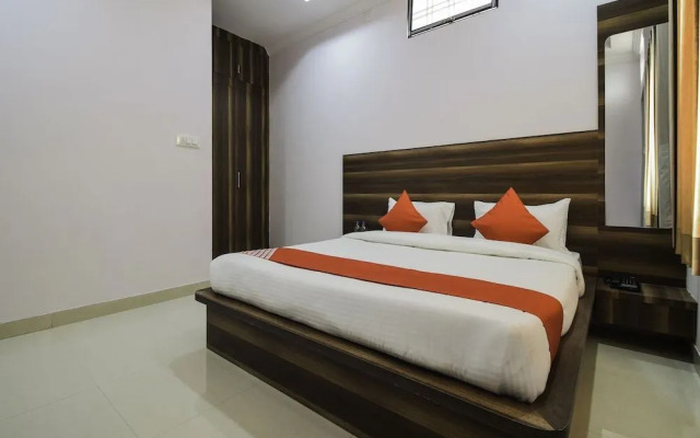 Hari Krishna Palace By OYO Rooms