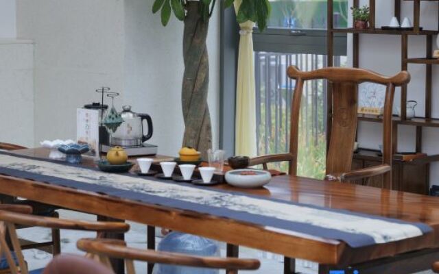 Xining Haihu New District Shanxiao Yipin Hotel