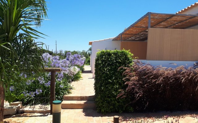 House With one Bedroom in Faro, With Shared Pool, Enclosed Garden and Wifi Near the Beach