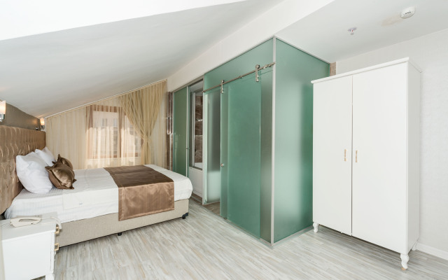 Grand Pamir Hotel