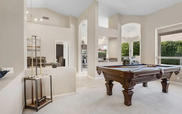 Amazing Home in Great Location W/backyard Oasis!