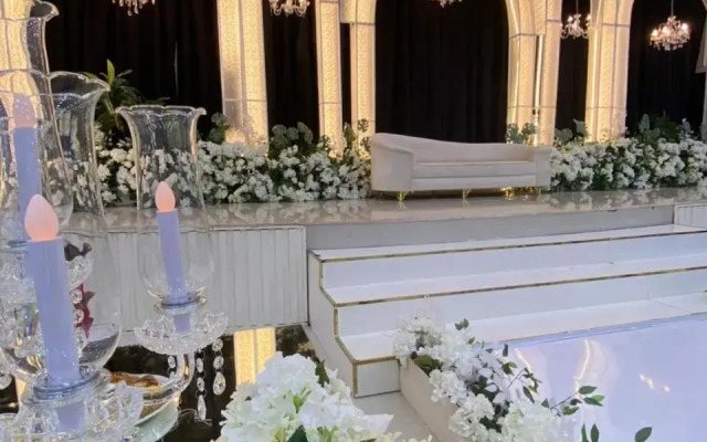 Al Ayjah Plaza Hotel