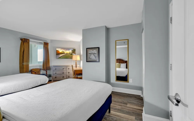 Breathtaking 2BR w Oceanview
