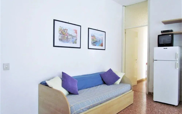 Beautiful Holiday Home With Shared Swimming Pool