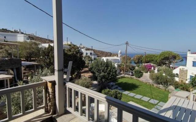 Elia Apartments